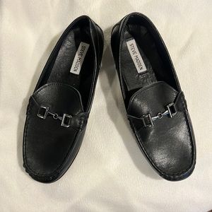 Steve Madden Boys  Black Leather dress shoes slip on size 7